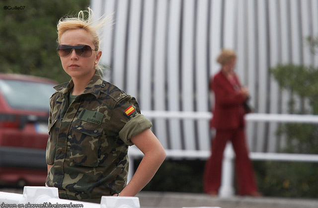 [army_girls_13.jpg]