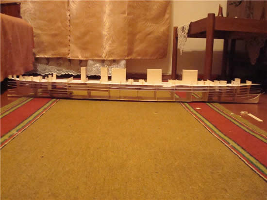 [titanic_paper_model_04.jpg]