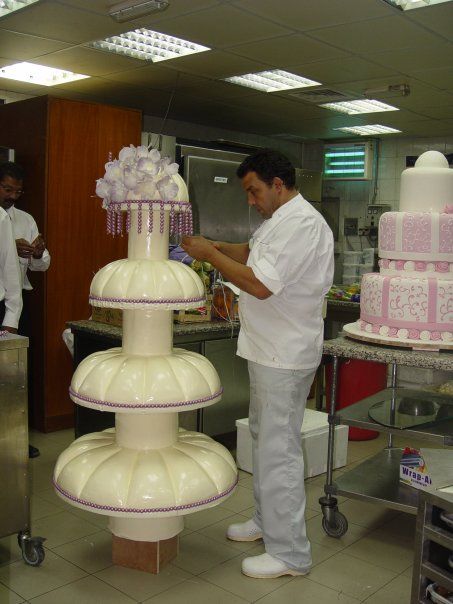 [royal_wedding_cakes_20.jpg]