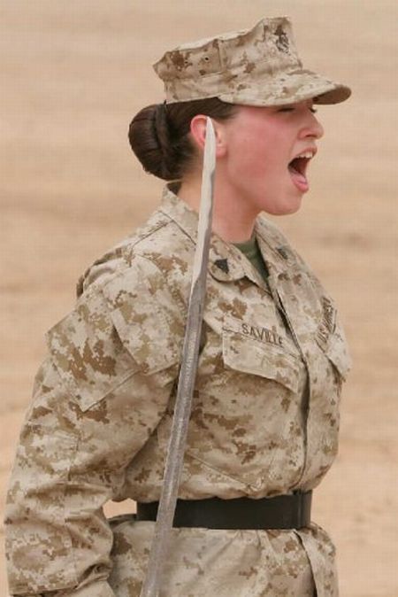 [us_army_girls_09.jpg]