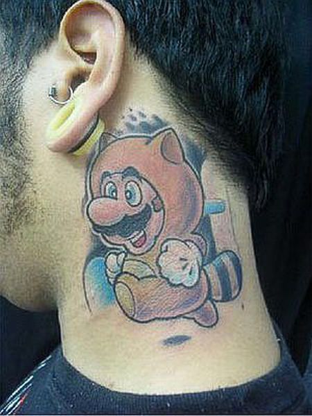 [wtf_tattoos_07.jpg]