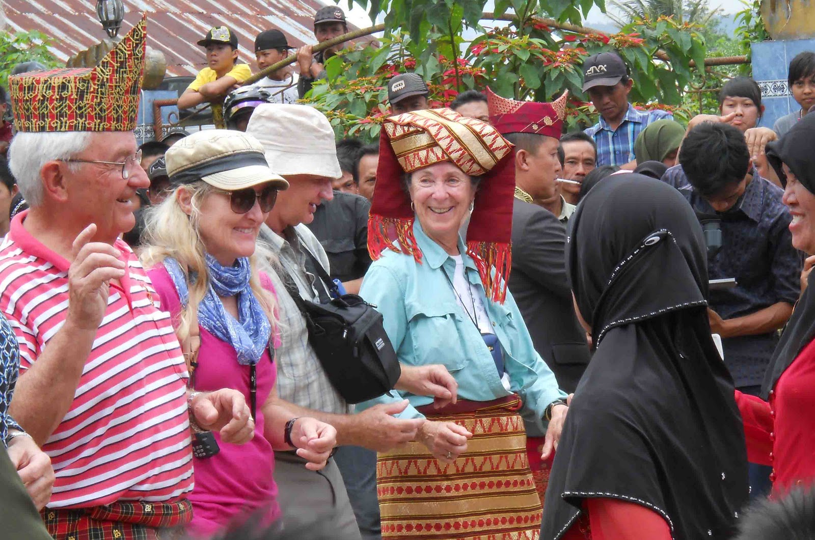 Wisatawan Manca Negara Kagumi Budaya Dan Alam Lampung Barat