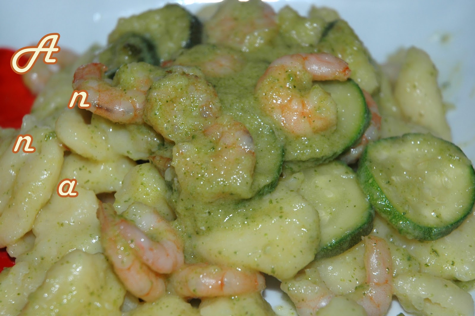 Gnocchi zucchine e gamberetti Mela & Cannella