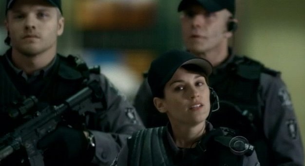[Jules_Flashpoint+1x6+-+13.jpg]
