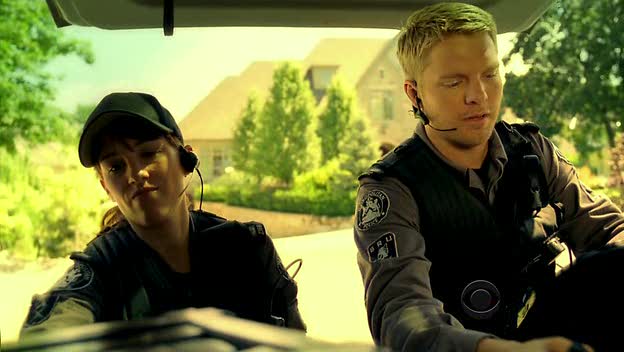 [Jules_Flashpoint+2x2+-+9.jpg]