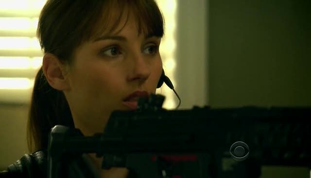 [Jules_Flashpoint+1x9+-+13.jpg]