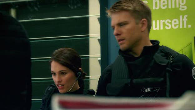 [Jules_Flashpoint+2x11+-+11.jpg]