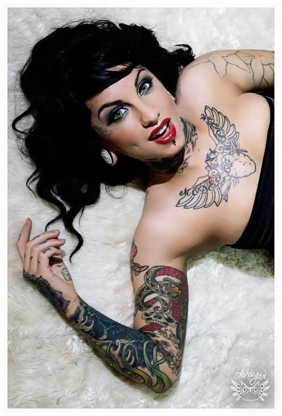Hot%2BModel%2BTattoo%2BDesigns10.jpg