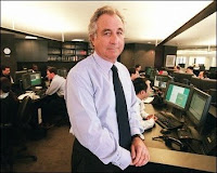 Bernard Madoff, président de Madoff Investment Securities photographié en 1999 à New York. Document Photo/The New York Times, Ruby Washington.