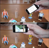 Déclenchement d'une vidéo sur l'iPhone lorsque son lecteur RFID s'approche de la figurine taggée avec une puce RFID. Document NearField.