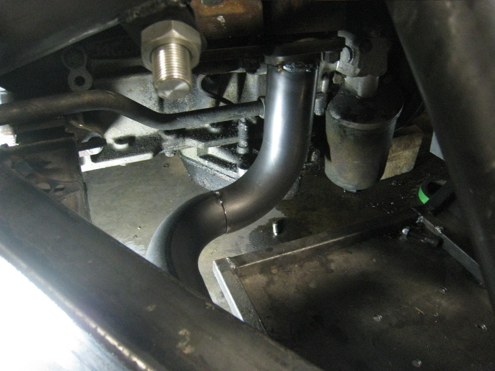 V8 Powered MGBGT Exhaust