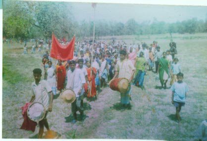 [Poru_Mahila__Salwa_Judum_Spl_.bmp]