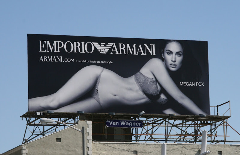 Megan+Fox+Emporio+Armani+lingerie+billboard.jpg