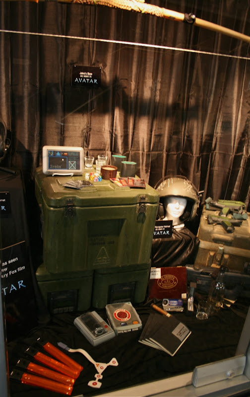 Hollywood Movie Costumes and Props Avatar movie props and costume