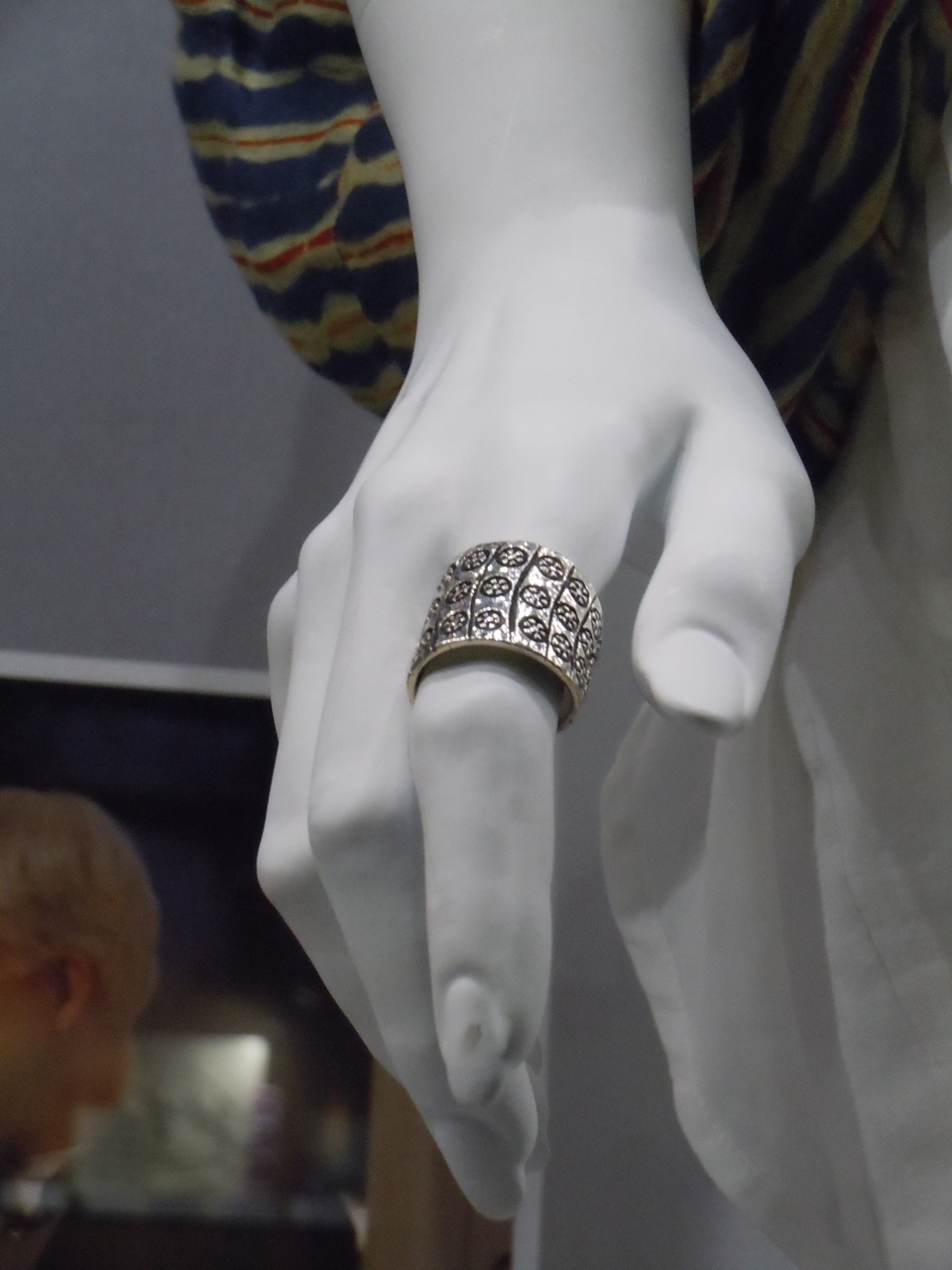 complicated meryl streep costume worn its ring display wore costumes poster props film