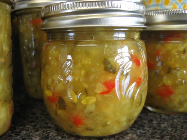 Mennonite Girls Can Cook: Hot Dog Relish