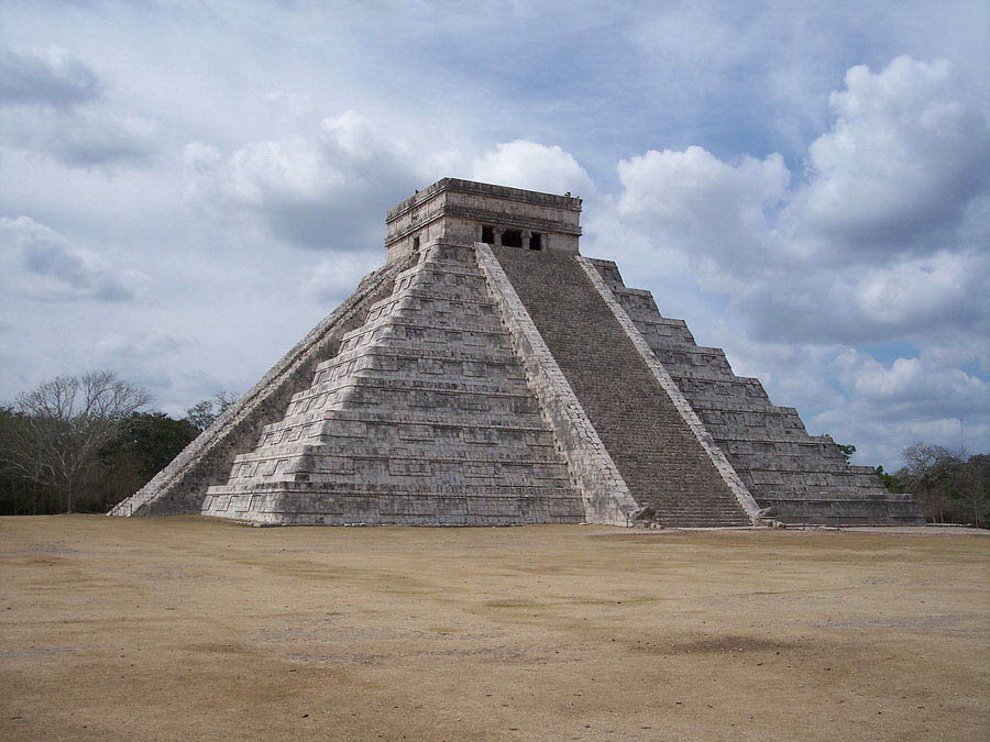 an evening with molly 1 chichen itza pyramid in mexico