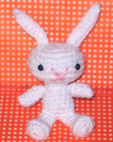Free snow bunny amigurumi pattern