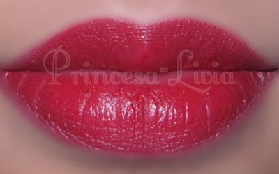 [Russianredlipstick.jpg]