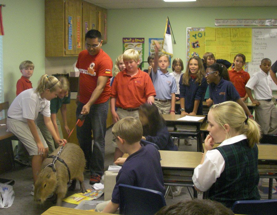 [2009_04_27_05_sCaplinSchool.jpg]