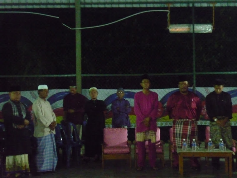 Tetamu  VIP Maulidul rassul Perpustakaan Desa Parit Senah 2010...