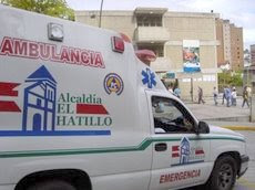Protección Civil prestando apoyo a los votantes con Paramédicos y ambulancias en la UNE