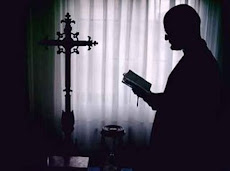 Todo lo que querías saber sobre exorcismo y santería conferencia con el Padre Rafael Troconis