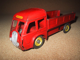 Jouet Ancien Cij 5/37 Camion Renault Ridelles Adtd Roues