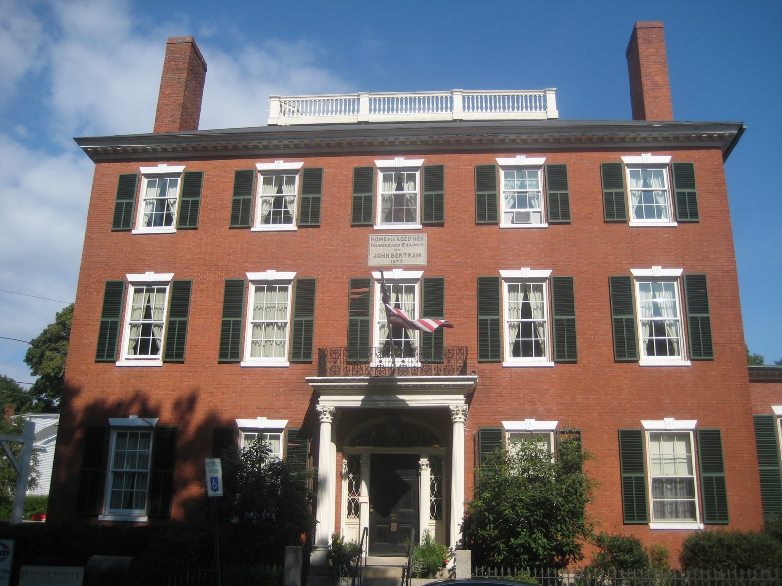 Southern Folk Artist & Antiques Dealer/Collector Walking around