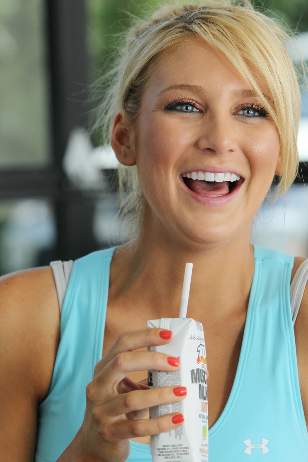 Hills Freak Stephanie Pratt &quot;Muscle Milk Light&quot; Women�s