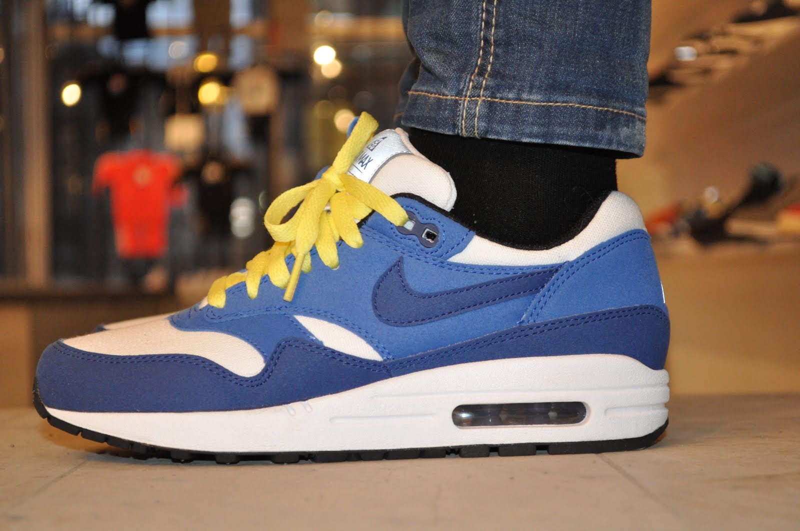 air max 1 color