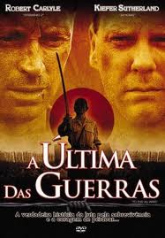 Em A Última das Guerras no auge da 2° Guerra Mundial, Cingapura é invadida por tropas japonesas. Um pequeno grupo de soldados é levado a uma prisão no coração da selva da Birmânia. São forçados a construírem uma ferrovia através da traiçoeira mata selvagem. A fuga se torna prioridade, mas quando o Coronel McLean, é brutalmente assassinado pela Guarda Imperial, o grupo fica sem um líder.
