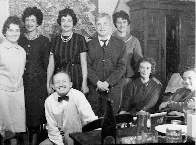 Cwmni’r Foryd, Little Theatre, Rhyl Amateur dramatics, Welsh language