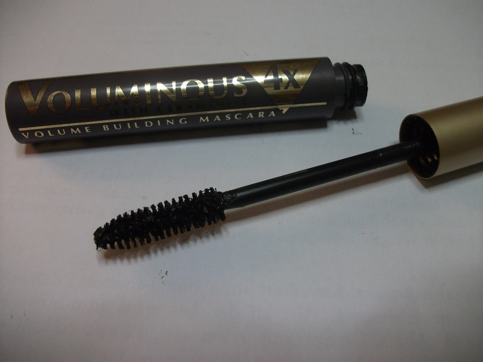 MASCARA REVIEW L'Oreal's Voluminous Original Mascara [with photos!!]