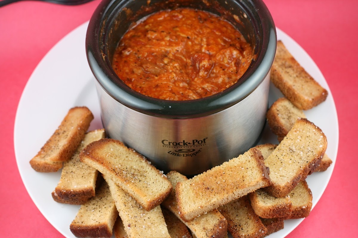 Little Dipper Pizza Fondue Recipe A Year of Slow Cooking