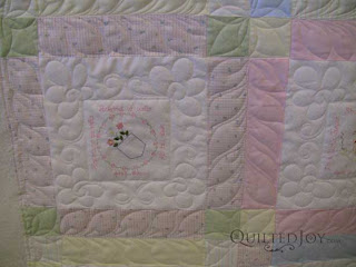 Nursery Rhyme Baby Quilt, quilted by Angela Huffman