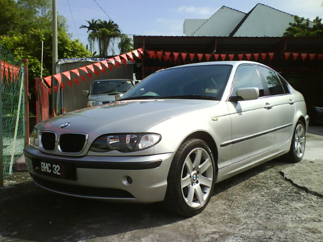 2002 Bmw 320i value