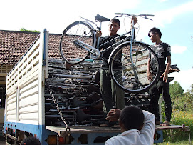 Unloading Rotary Bikes!