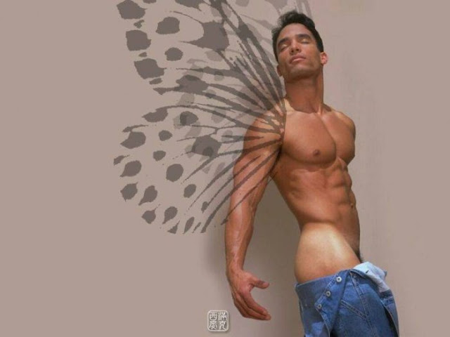 Ερωτήσεις από μια γυναίκα και οι απαντήσεις από έναν άντρα.