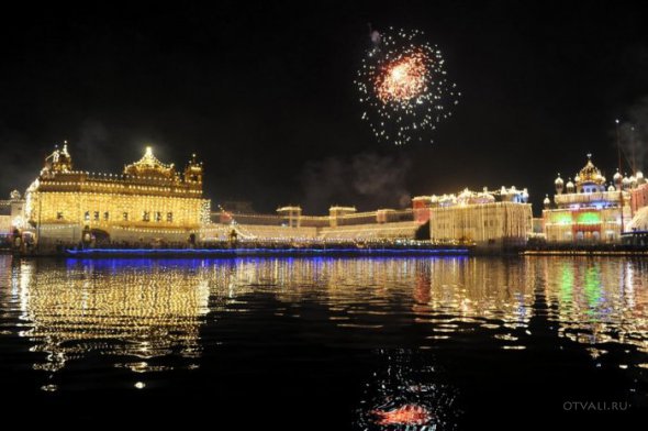 Diwali - ινδική Γιορτή των Φώτων