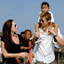 Angelina Jolie και Brad Pitt παντρεύονται