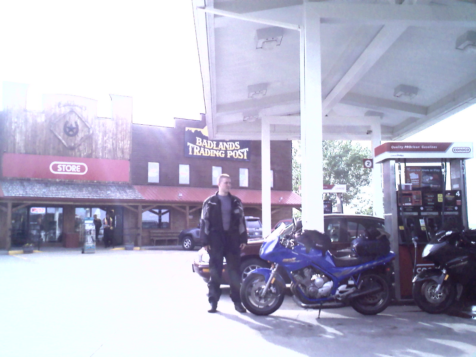 [0711091759-799810.jpg]