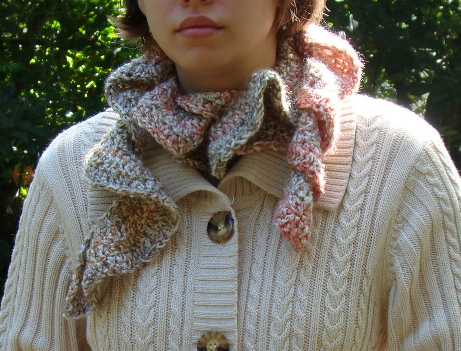 [Twirly+Scarf+2.JPG]