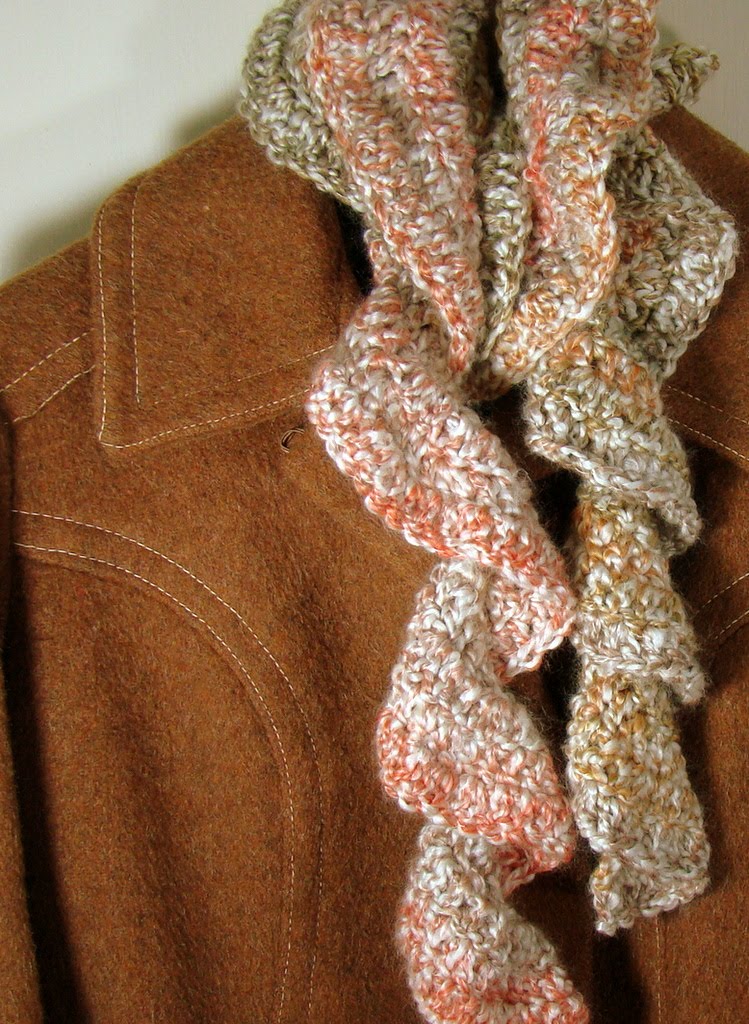 [Twirly+Scarf+5.JPG]