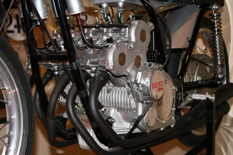 Giang Ha's Motorcycle Blog Ducati 125 4 cylinder four stroke racebike