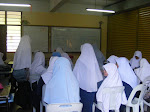 Puteri-puteri al-Akhyar di bilik darjah