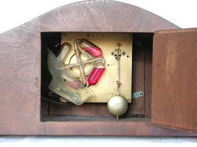 1940 Puja Thermo-Pneumatic Clock