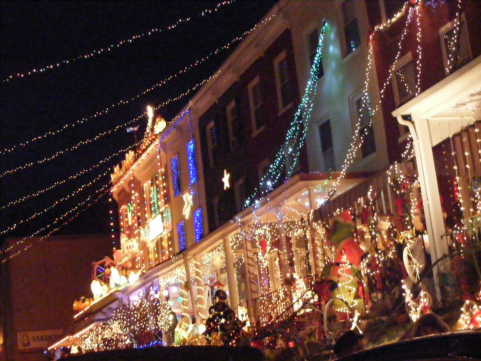 34th Street Baltimore Christmas Lights Tour 2022 Stone Hill Farm The Miracle on 34th Street