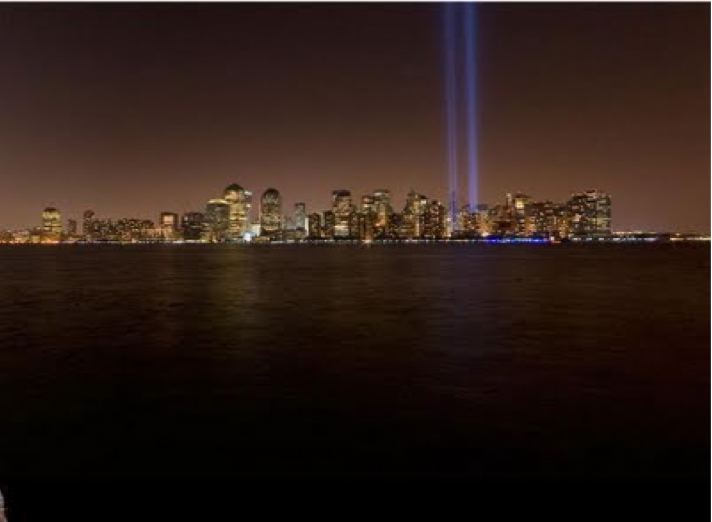 [Tribute+in+lights2.jpeg]