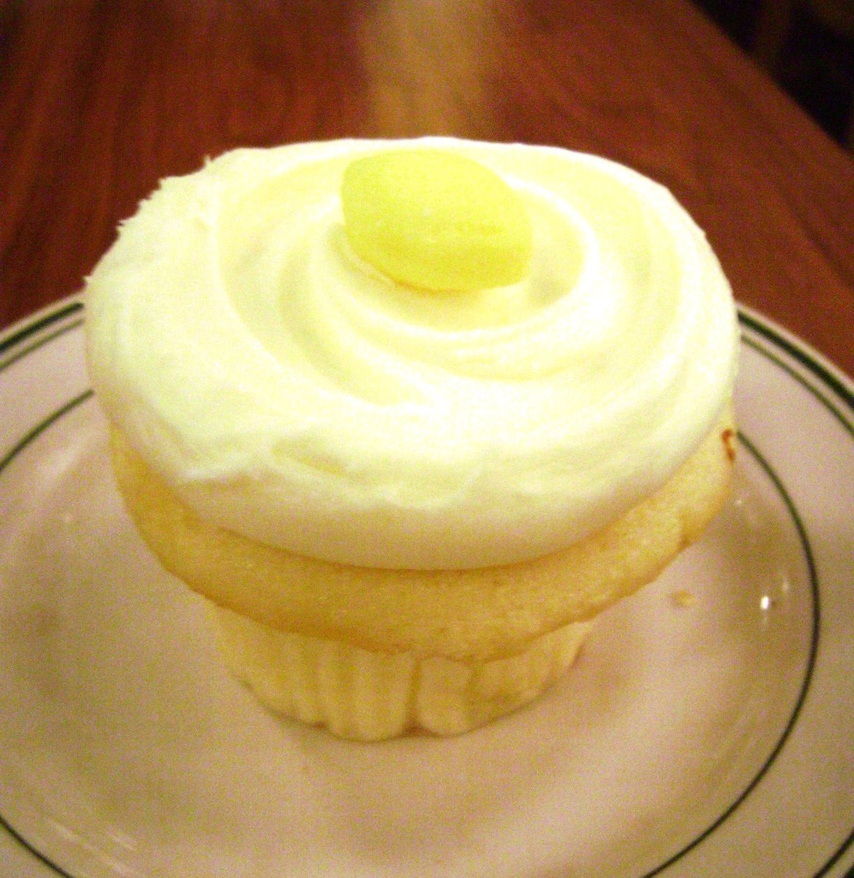 [Cupcake+Royal+Lemon.jpg]